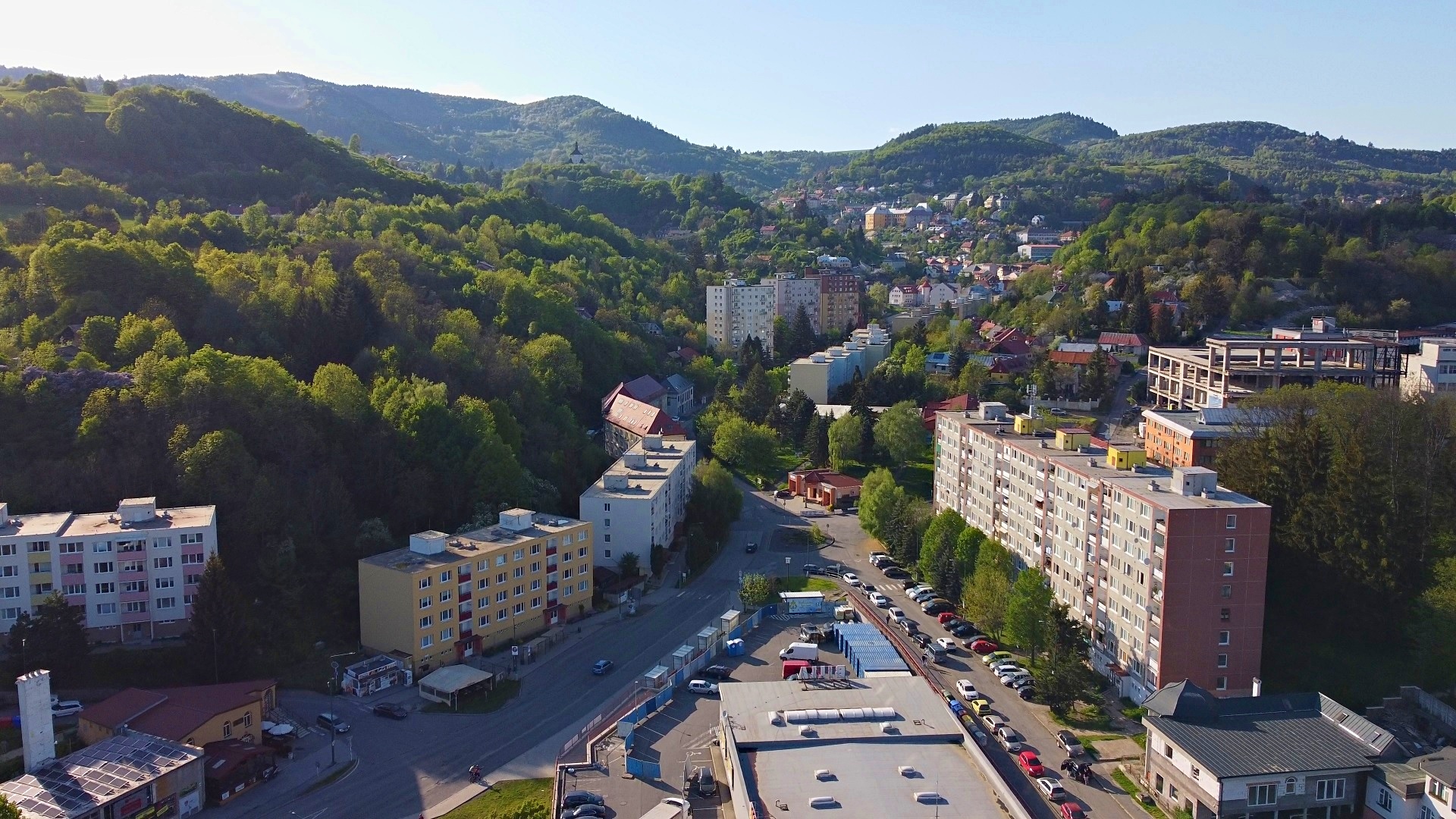 PRENAJATÉ! 2 -izbový byt na Križovatke, Banská Štiavnica