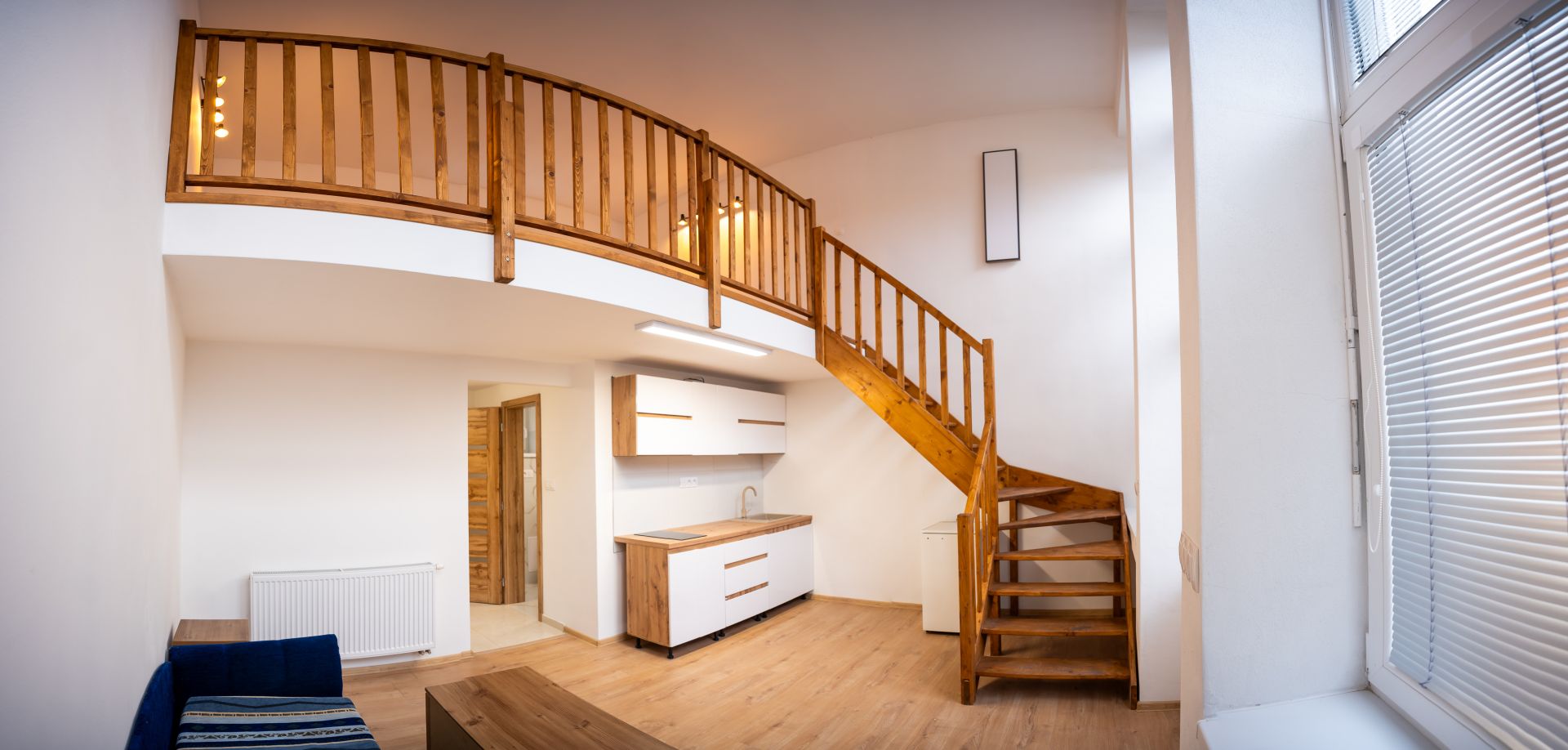 PRENAJATÉ! 1-izbovy mezonetový byt so záhradkou, Banská Štiavnica