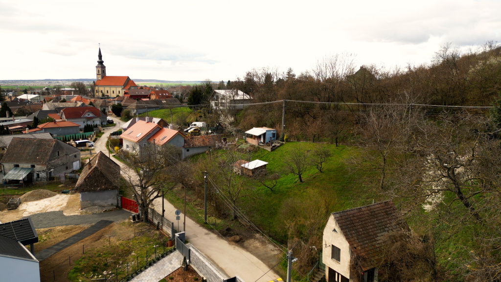 PREDANÉ!  pozemok v obci Horné Orešany